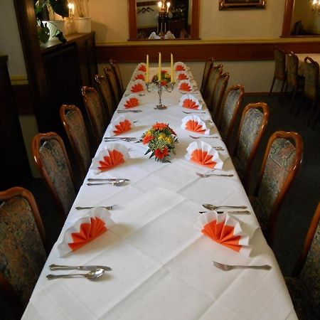 Hotel Restaurant Zur Post Wuppertal Extérieur photo