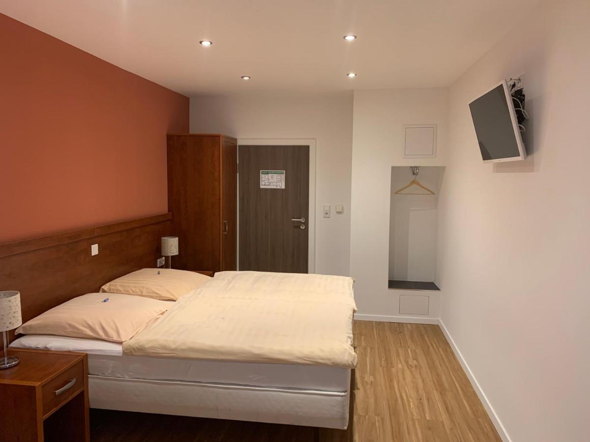 Hotel Restaurant Zur Post Wuppertal Extérieur photo